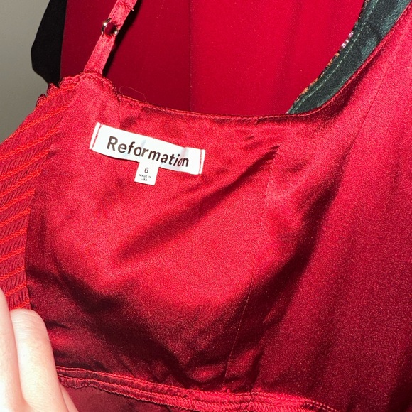 Red silk Reformation Solvang dress in size 6 - midi length with slit. - Picture 6 of 8